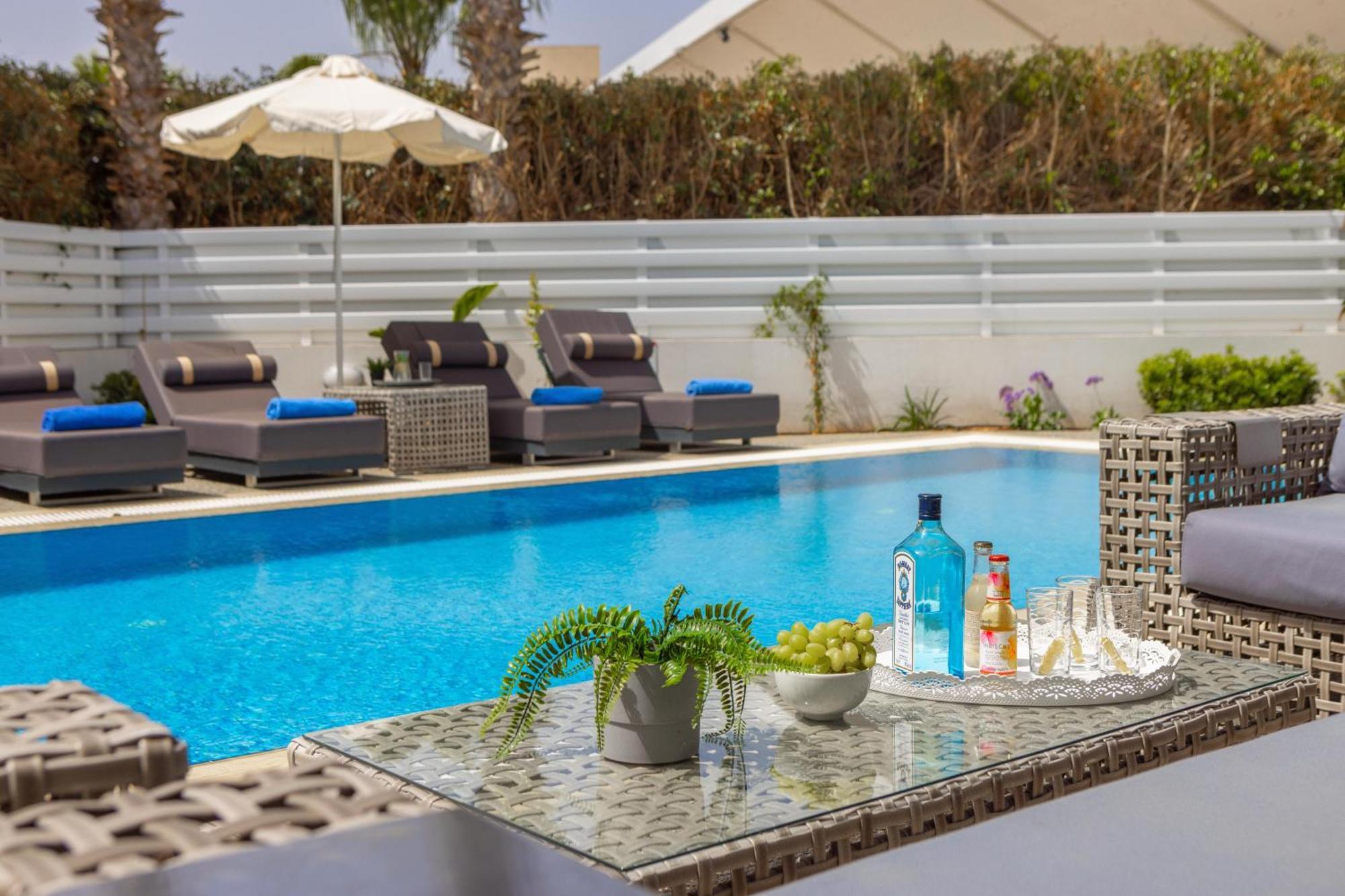 Fig Tree Bay Residences 3 プロタラス エクステリア 写真