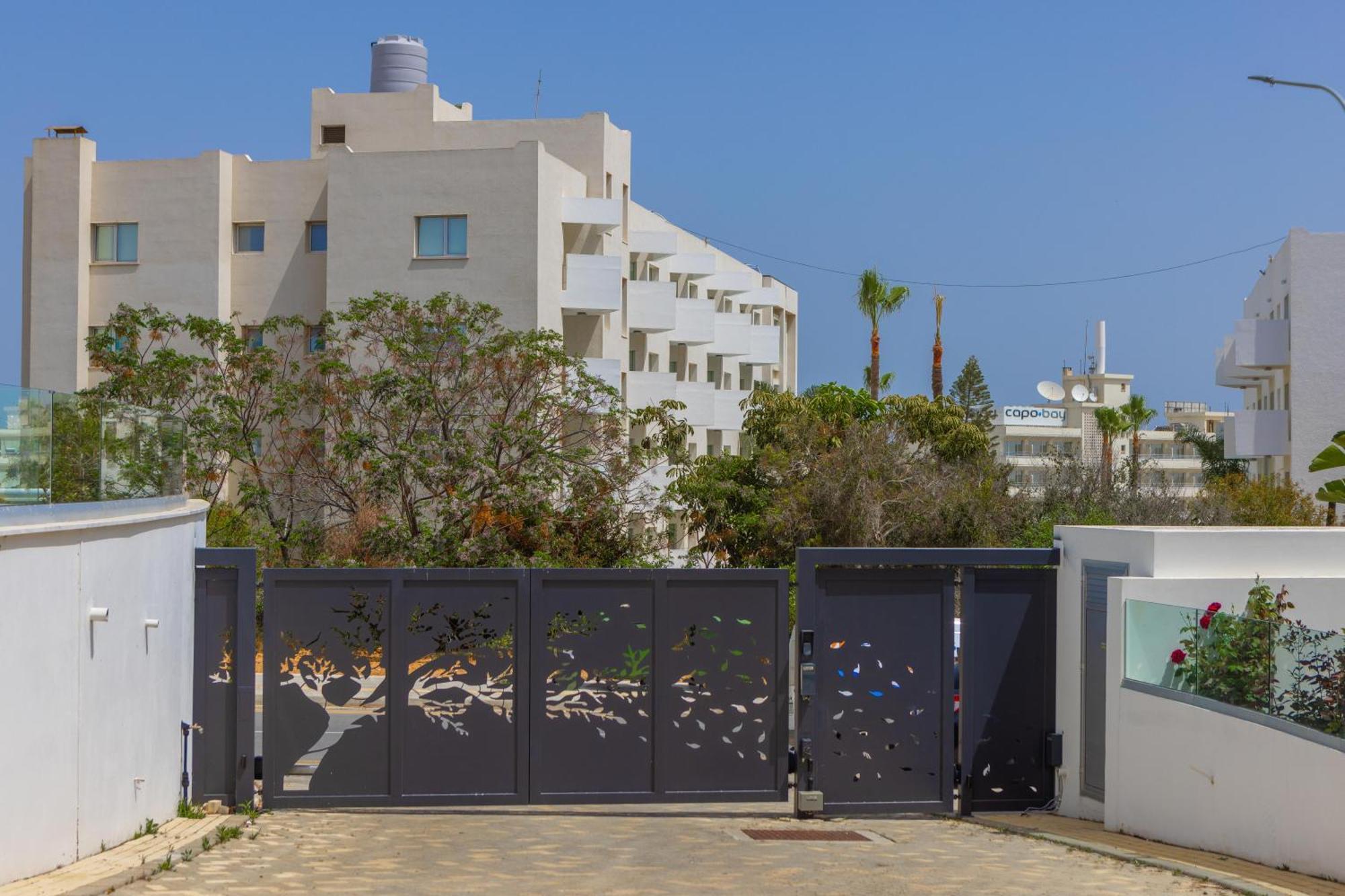 Fig Tree Bay Residences 3 プロタラス エクステリア 写真