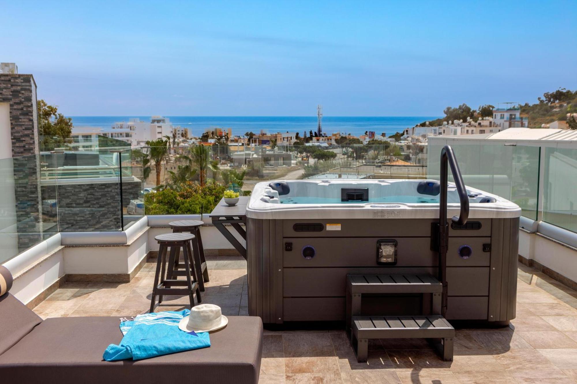 Fig Tree Bay Residences 3 プロタラス エクステリア 写真